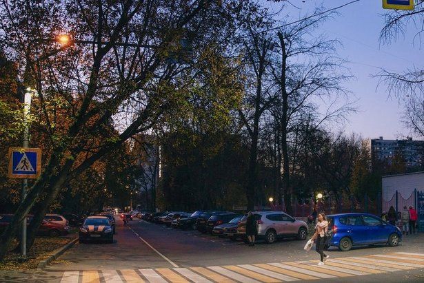 В ЗелАО нерегулируемые пешеходные переходы оборудуют контрастной подсветкой