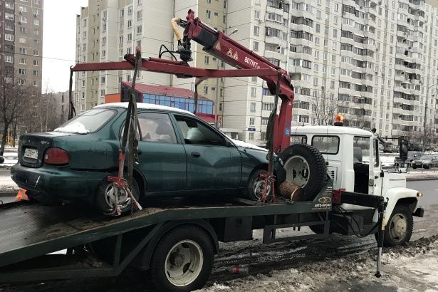 Разбитый Hyundai Accent не дождался хозяина