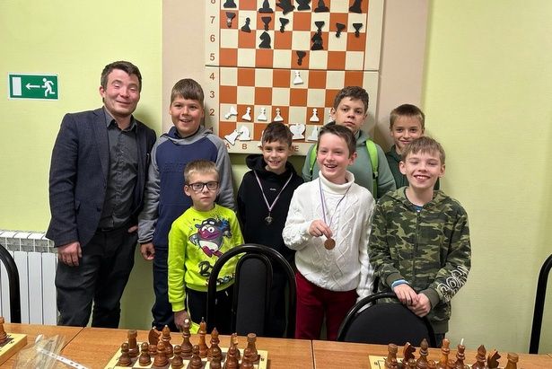 В ГБУ «Фаворит» состоялся турнир по шахматам в честь прошедшего Дня города