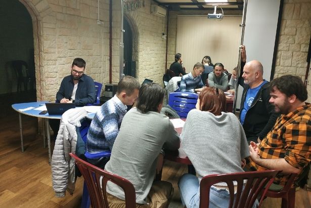 Крюковские интеллектуалы выступили в синхронном турнире «Элементарно»