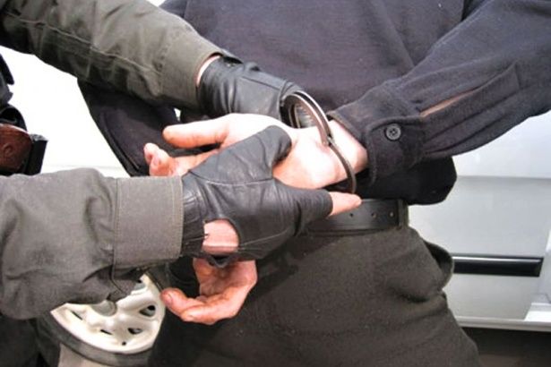 Зеленоградские полицейские задержали двоих приезжих грабителей
