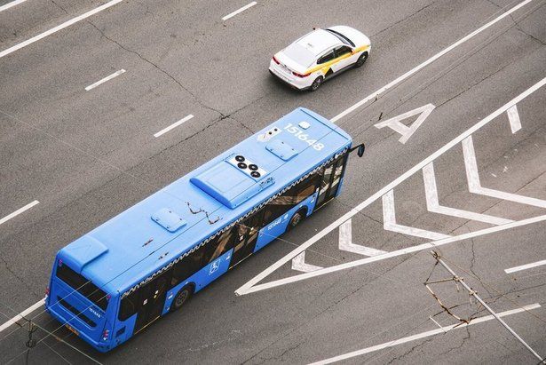 C 22 января на участке Советской улицы организуют временную выделенную полосу для автобусов