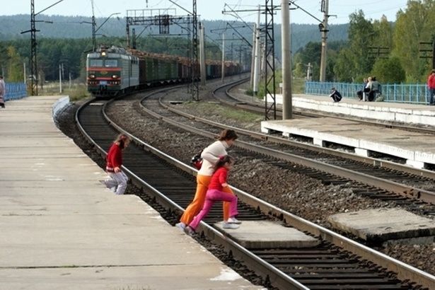 Зеленоградским школьникам рассказали о безопасном поведении на железнодорожном транспорте