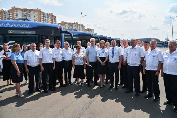 Сергей Собянин открыл новый электробусный парк в Митино