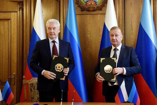Собянин подписал соглашение о сотрудничестве с Луганском