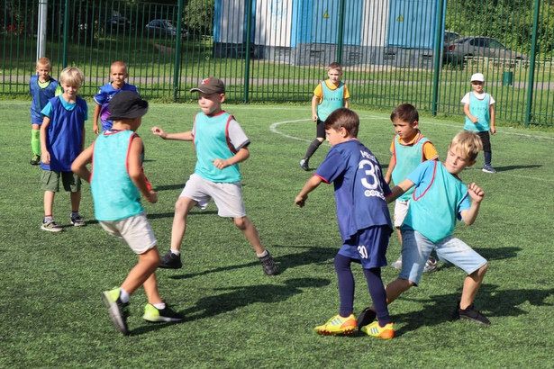 Команда «Фаворит» отличилась на соревнованиях по мини-футболу среди детей
