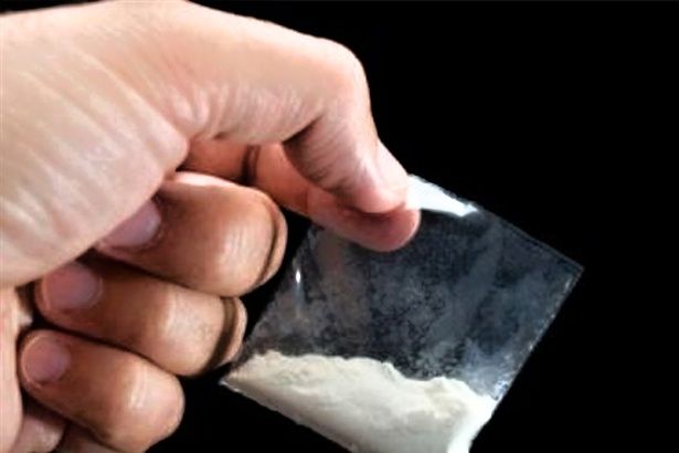 Полицейские задержали наркодилера в ходе «контрольной закупки»