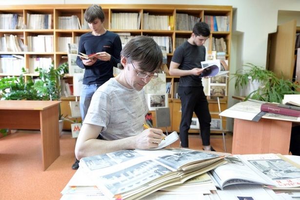 В «Активном гражданине» продолжают выбирать тему книжной выставки в «Доме на Брестской»
