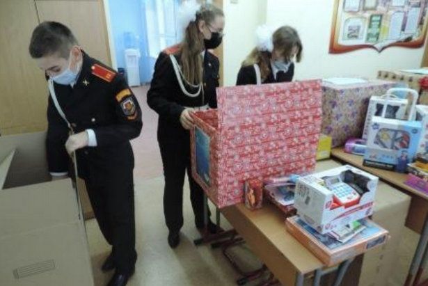 В школе №1194 подвели итоги благотворительной акции «Новогодний подарок доброты»