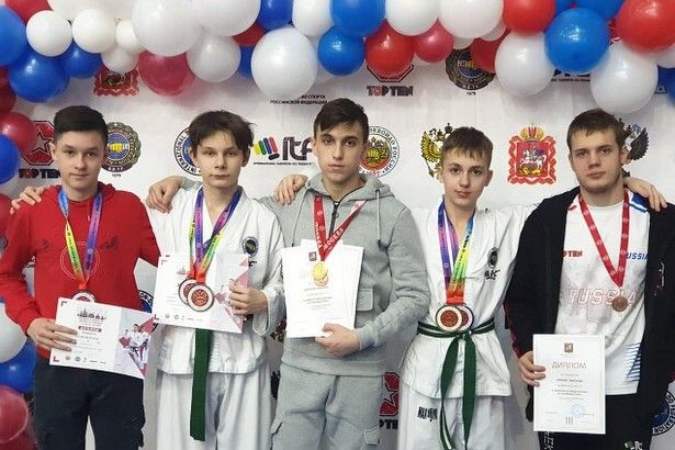 Крюковские школьники получили награды на Чемпионате и Первенстве столицы по тхэквондо