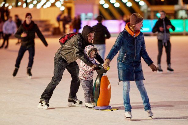 Наталья Сергунина: В московских парках открылось 20 катков с искусственным льдом