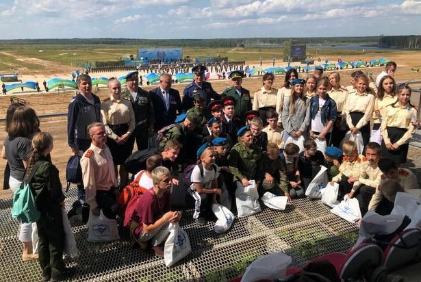 Зеленоградские ветераны боевых действий подарили незабываемый праздник детям ко Дню ВДВ