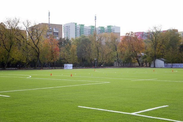 В парке «Фили» открылся новый регбийный стадион