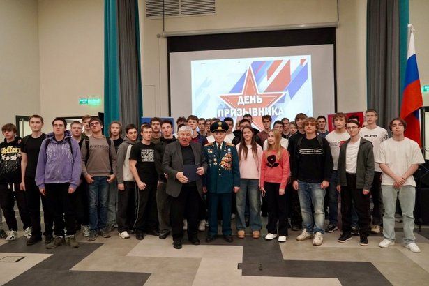 Всероссийский день призывника собрал старшеклассников в Крюково