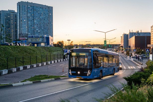 Собянин: В системе московского транспорта работает уже 1184 электробуса