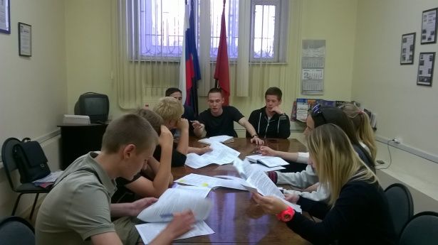 Единороссы района Крюково обсудили трудоустройство несовершеннолетних