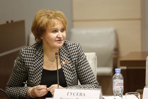Депутат от ЕР потребовала увеличения соцподдержки безработных в бюджете