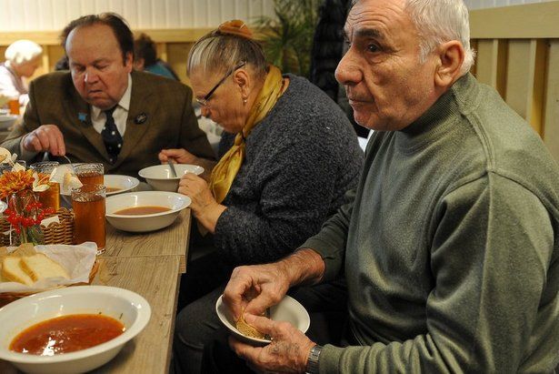 Проект «Дари еду» получил грант мэра Москвы на развитие проекта доставки бесплатных готовых блюд пенсионерам