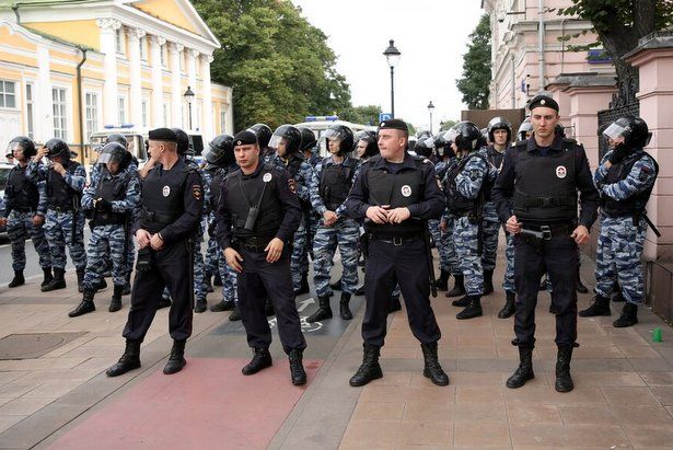 Прокуратура Москвы вновь предостерегла от  призывов и участия в несогласованных акциях