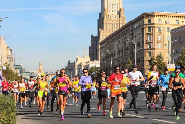 Движение на ряде улиц и набережных столицы перекроют 20-21 сентября из-за Московского марафона