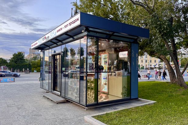 Печать, мороженое и онлайн-заказ: в столице запустили первые медиакиоски