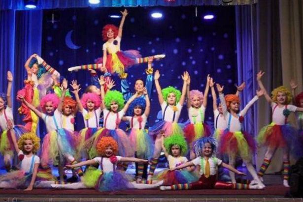 Студия «Цирк сестер Фоминых» подготовила отчетный концерт