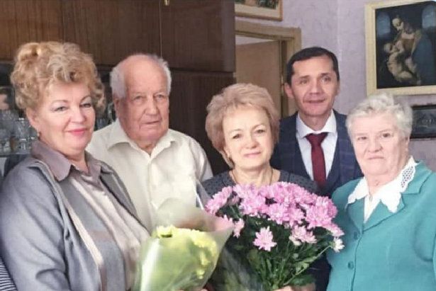 Ветерана войны из Крюково поздравили с 90-летним юбилеем