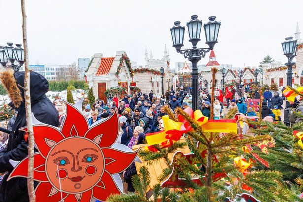 В районе Крюково на «Крымской площадке» начался фестиваль «Московская Масленица»