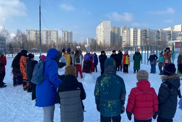 Сотрудники ГИБДД Зеленограда предостерегли школьников от нарушений правил дорожного движения в каникулы