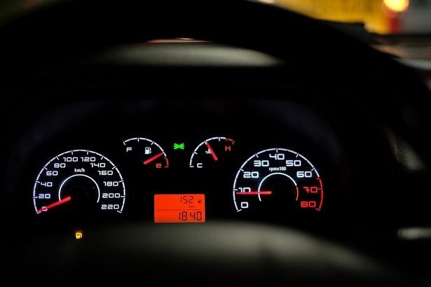 Вниманию водителей: На Сосновой аллее снижен скоростной режим