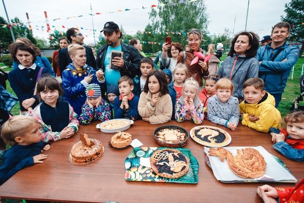 Самый креативный пирог выберут на семейном празднике в Озеропарке