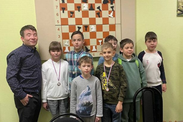 «Фаворит» организовал шахматный турнир в честь битвы под Москвой