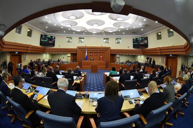Депутат Мосгордумы Киселева предлагает ввести правовое регулирование в отношении бейсджамперов