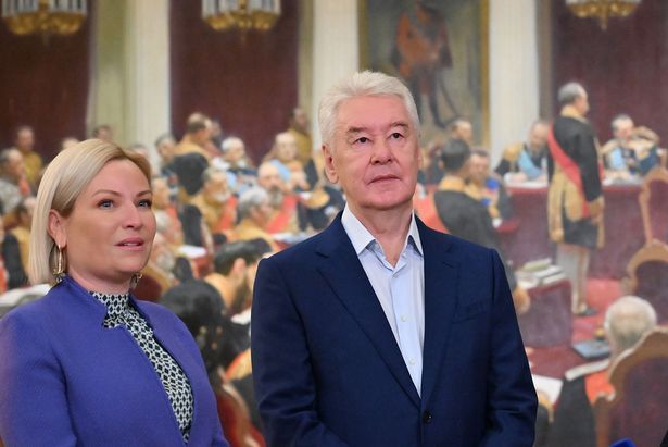 Собянин и Любимова пригласили посетить выставку шедевров Русского музея на ВДНХ