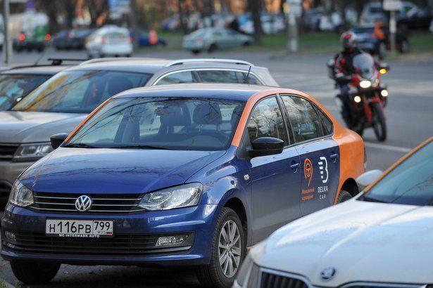 Депутат Мосгордумы Щитов предложил ввести обязательную аутентификацию лиц для водителей каршеринга