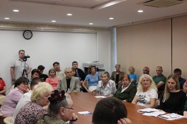 Крюковчане обсудят с главой управы вопросы соцзашиты
