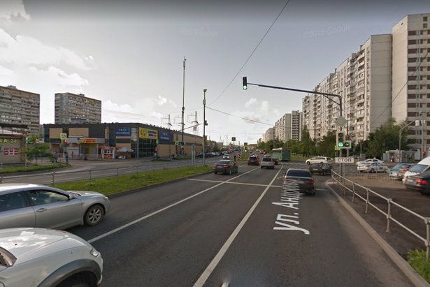 В районе улицы Андреевка столкнулись три автомобиля
