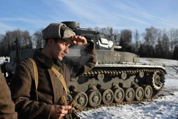 Первыми зрителями исторической реконструкции стали свидетели событий в Москве 1941 года