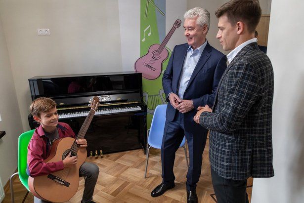 Собянин открыл детскую музыкальную школу им Глиэра после капремонта