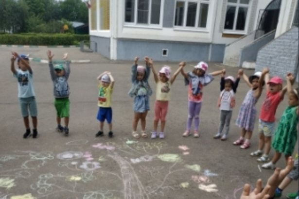 Крюковские дошколята отпраздновали Международный день дружбы
