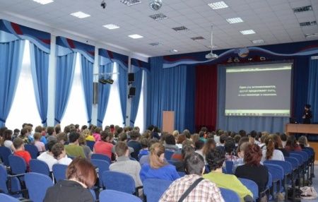 Сотрудники ГИБДД Зеленограда встретились со старшеклассниками