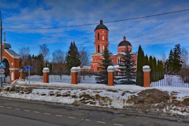Сотрудники «Московской безопасности» оказали помощь пенсионерке в Зеленограде