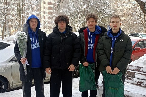 Подвиг ленинградцев в сердцах потомков: в Крюково поздравили ветеранов блокады