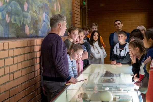 Школьники могут бесплатно посещать свыше 100 столичных музеев и выставочных залов
