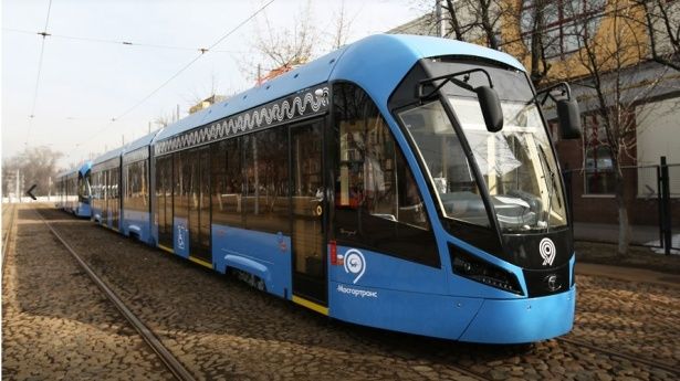 В Москве начали курсировать трамваи нового поколения