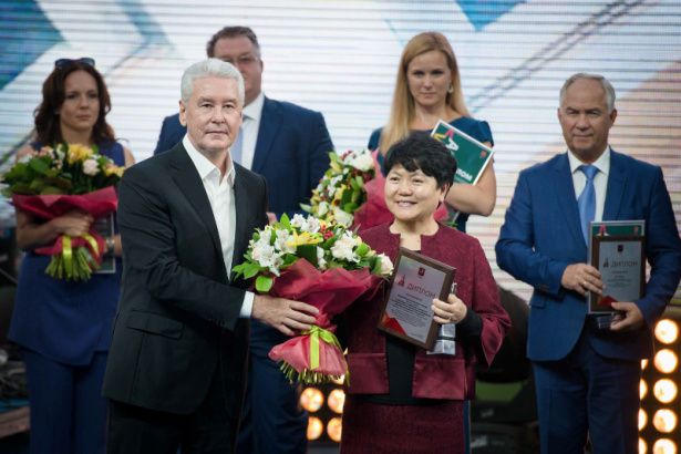 Мэр Москвы Сергей Собянин наградил лучшие строительные проекты 2016 года, выбранные москвичами
