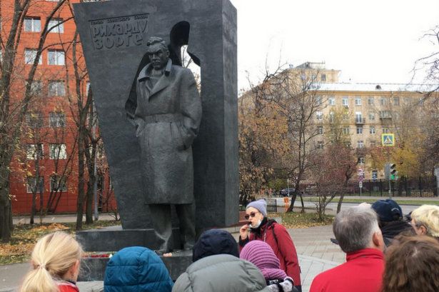 Московский дом национальностей организовал прогулку, посвящённую разведчикам разных национальностей