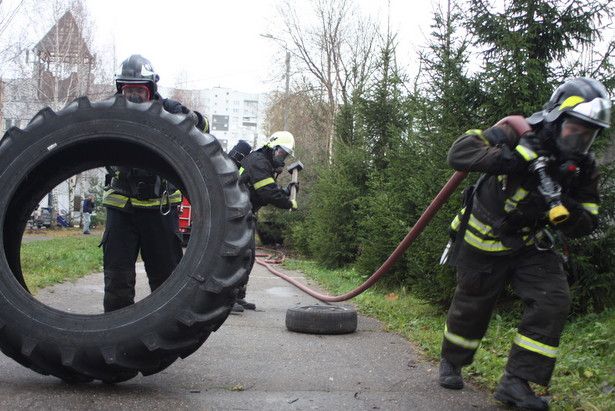 Зеленоградские пожарные отработали профессиональное мастерство