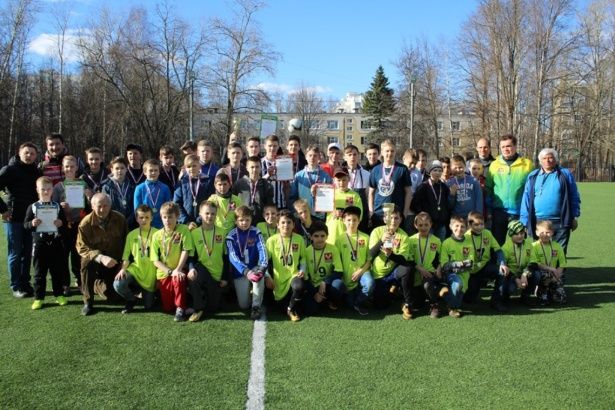 Юные футболисты Крюково получили положенное «золото» спартакиады