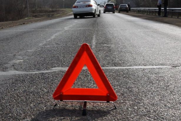 Автоинспекция разыскивает свидетелей наезда автомобиля на девушку-пешехода в Крюково